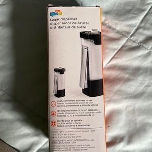 Brand new sugar dispenser